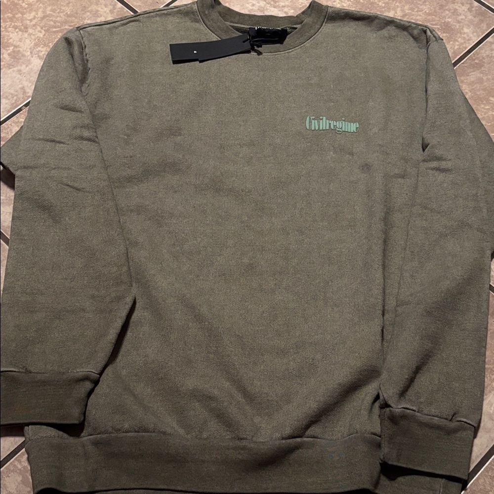 Guillaume Men's Olive Crewneck Sweater